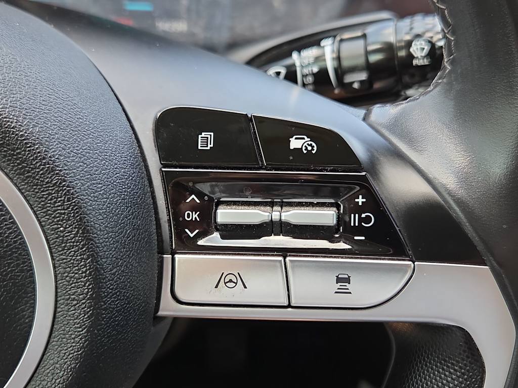 Thumbnail: 2025 Hyundai Elantra - 24