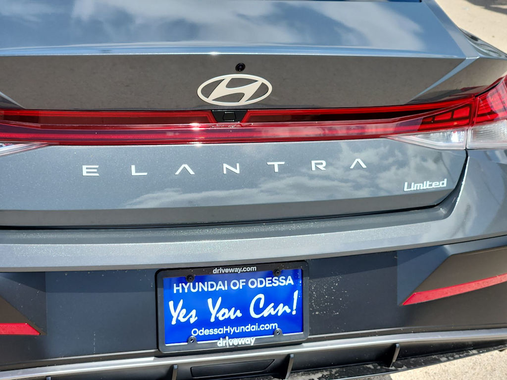 Thumbnail: 2025 Hyundai Elantra - 7