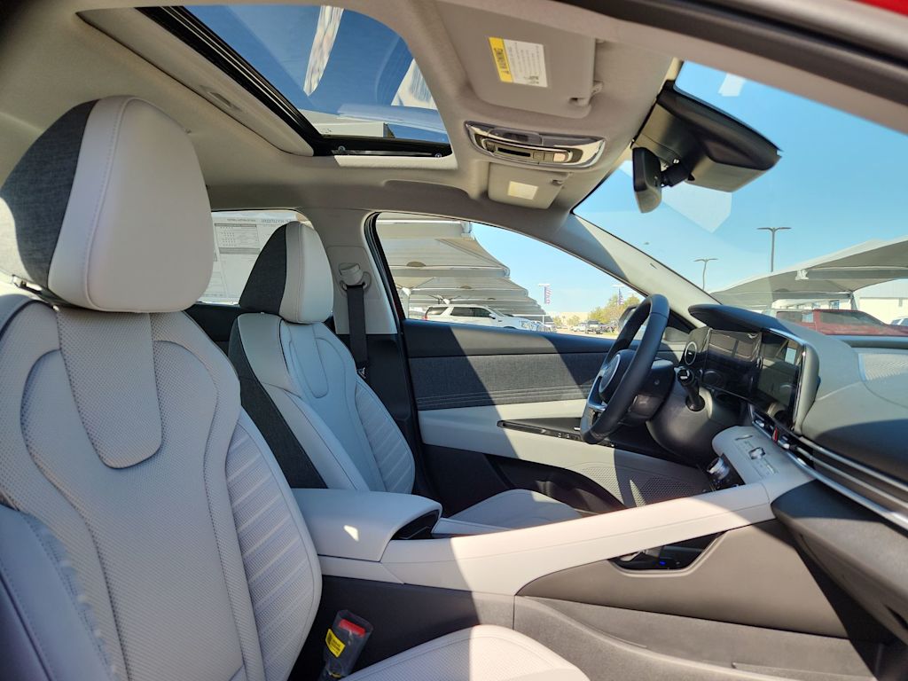 Thumbnail: 2025 Hyundai Elantra - 23