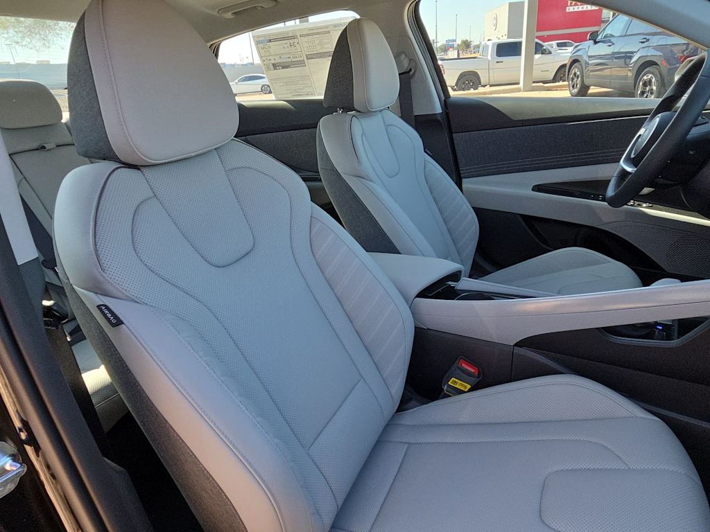Thumbnail: 2026 Hyundai Elantra - 22