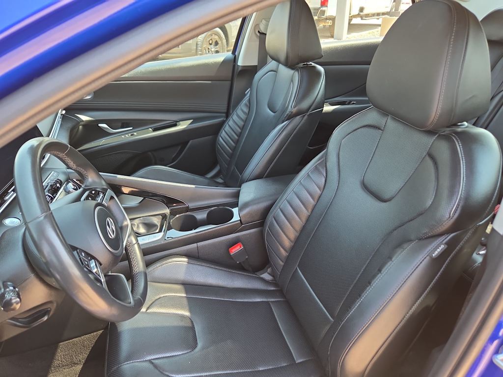 Thumbnail: 2024 Hyundai Elantra - 11