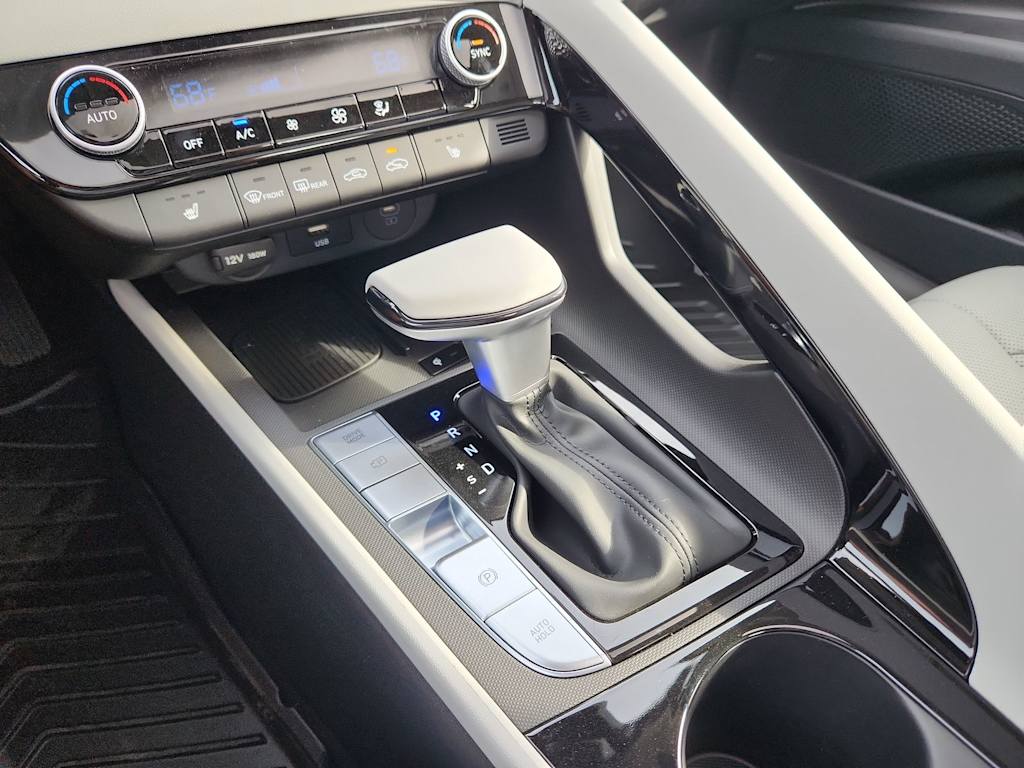 Thumbnail: 2025 Hyundai Elantra - 15