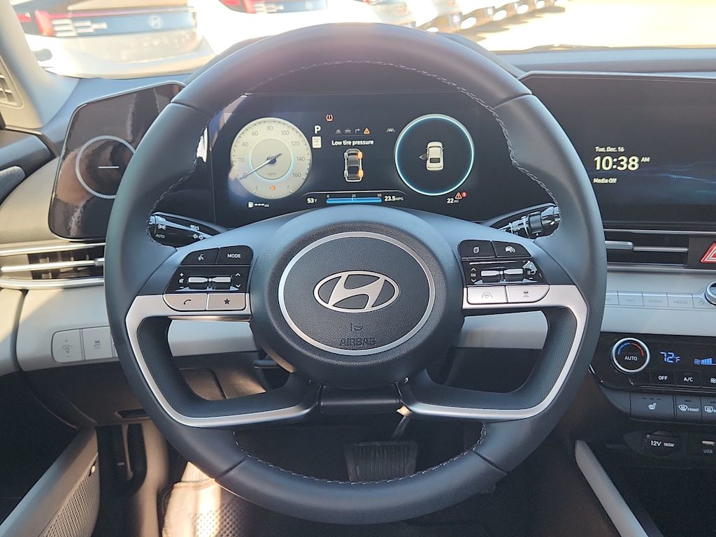Thumbnail: 2025 Hyundai Elantra - 14