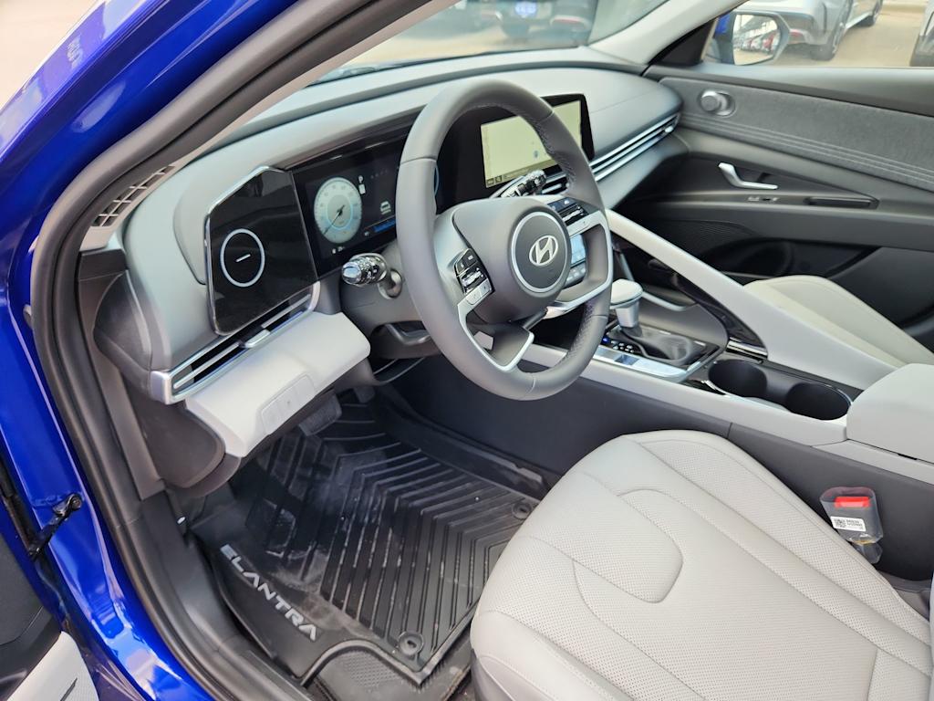 Thumbnail: 2025 Hyundai Elantra - 2