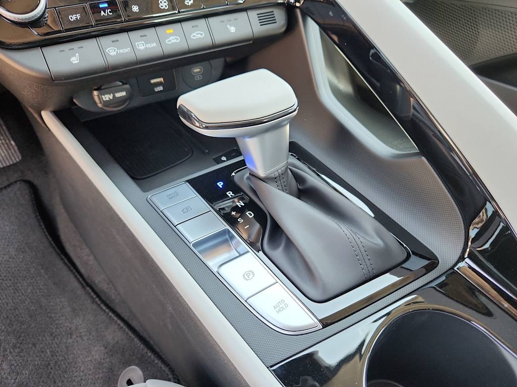 Thumbnail: 2025 Hyundai Elantra - 15