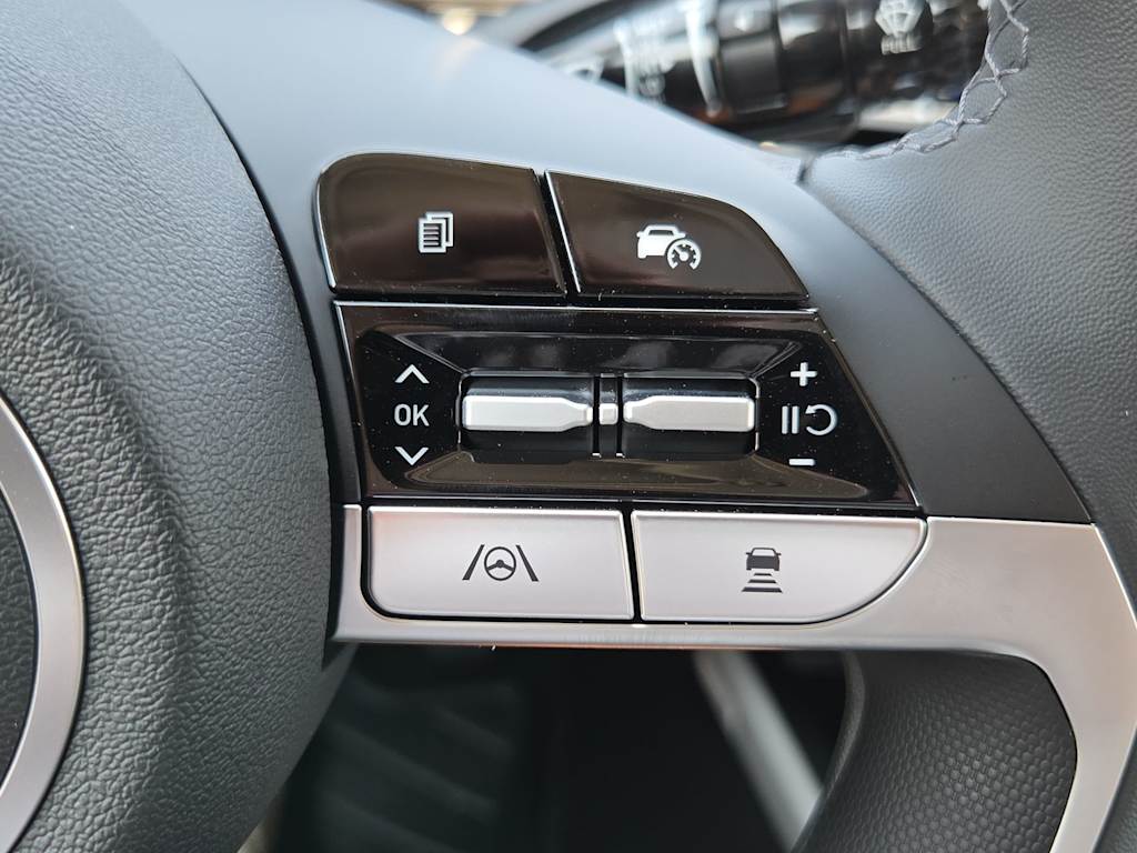 Thumbnail: 2026 Hyundai Elantra - 23