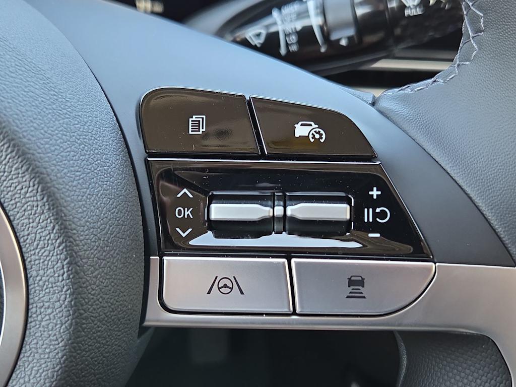 Thumbnail: 2026 Hyundai Elantra - 23