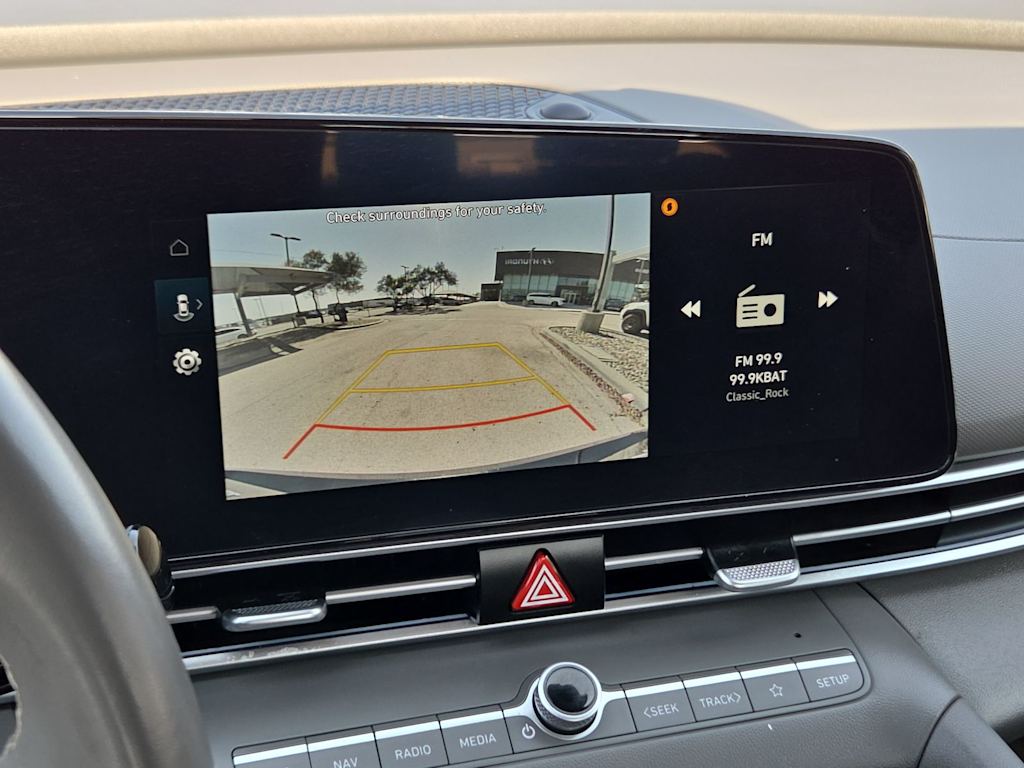 Thumbnail: 2025 Hyundai Elantra - 25