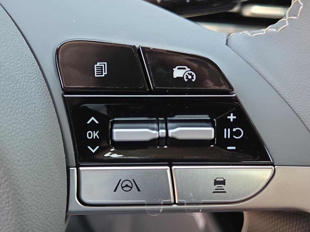Thumbnail: 2026 Hyundai Elantra - 23