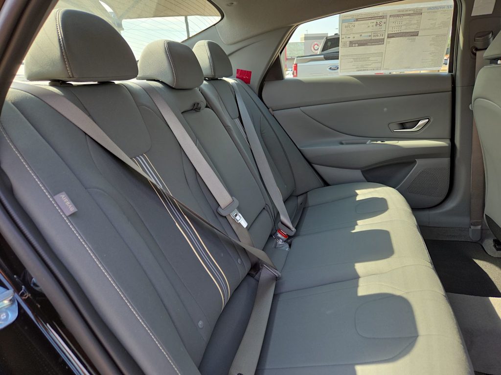 Thumbnail: 2026 Hyundai Elantra - 22
