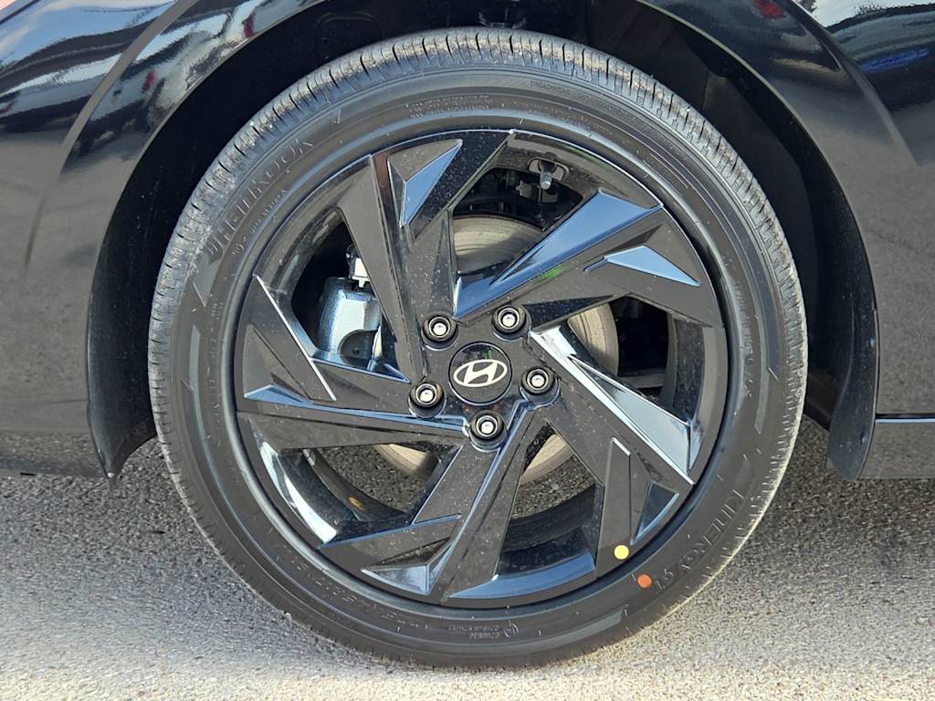 Thumbnail: 2026 Hyundai Elantra - 6