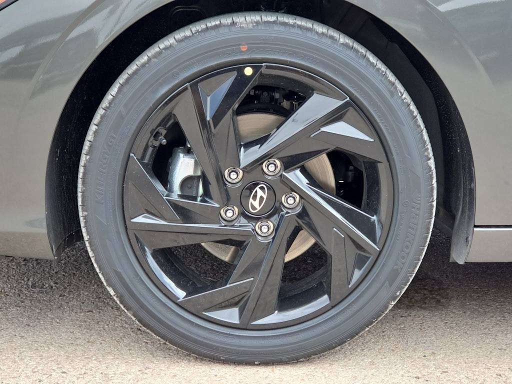 Thumbnail: 2026 Hyundai Elantra - 5