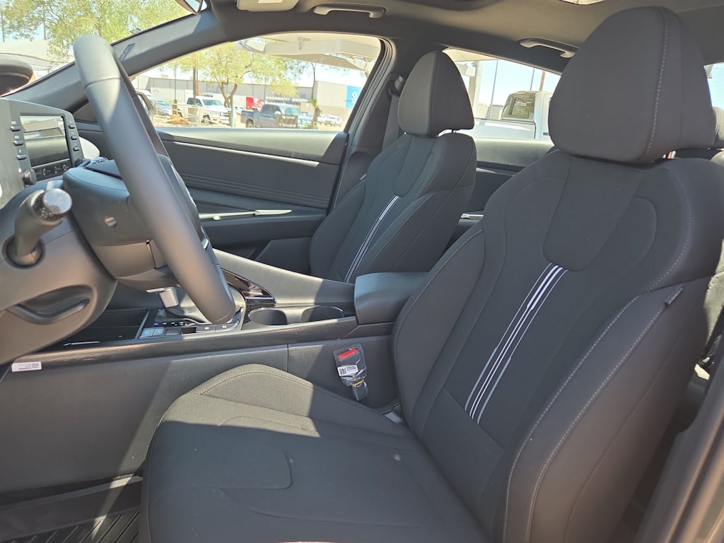 Thumbnail: 2026 Hyundai Elantra - 9