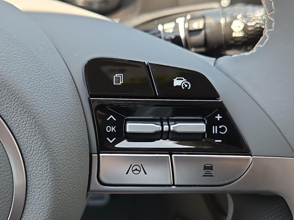 Thumbnail: 2026 Hyundai Elantra - 24