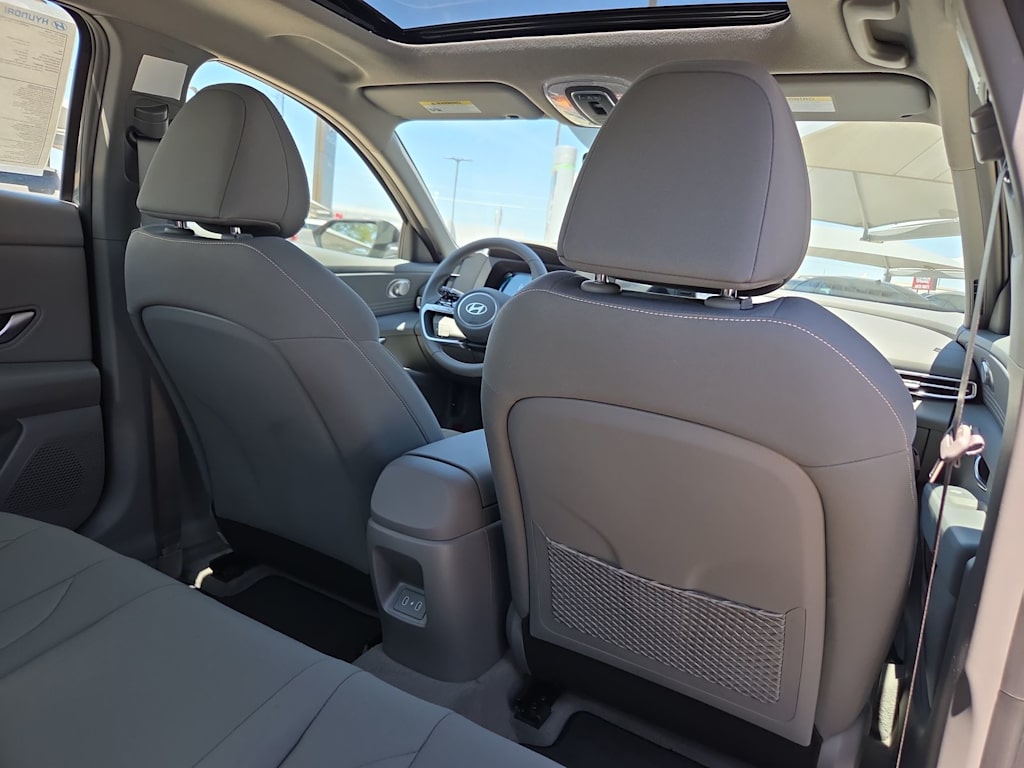 Thumbnail: 2026 Hyundai Elantra - 9