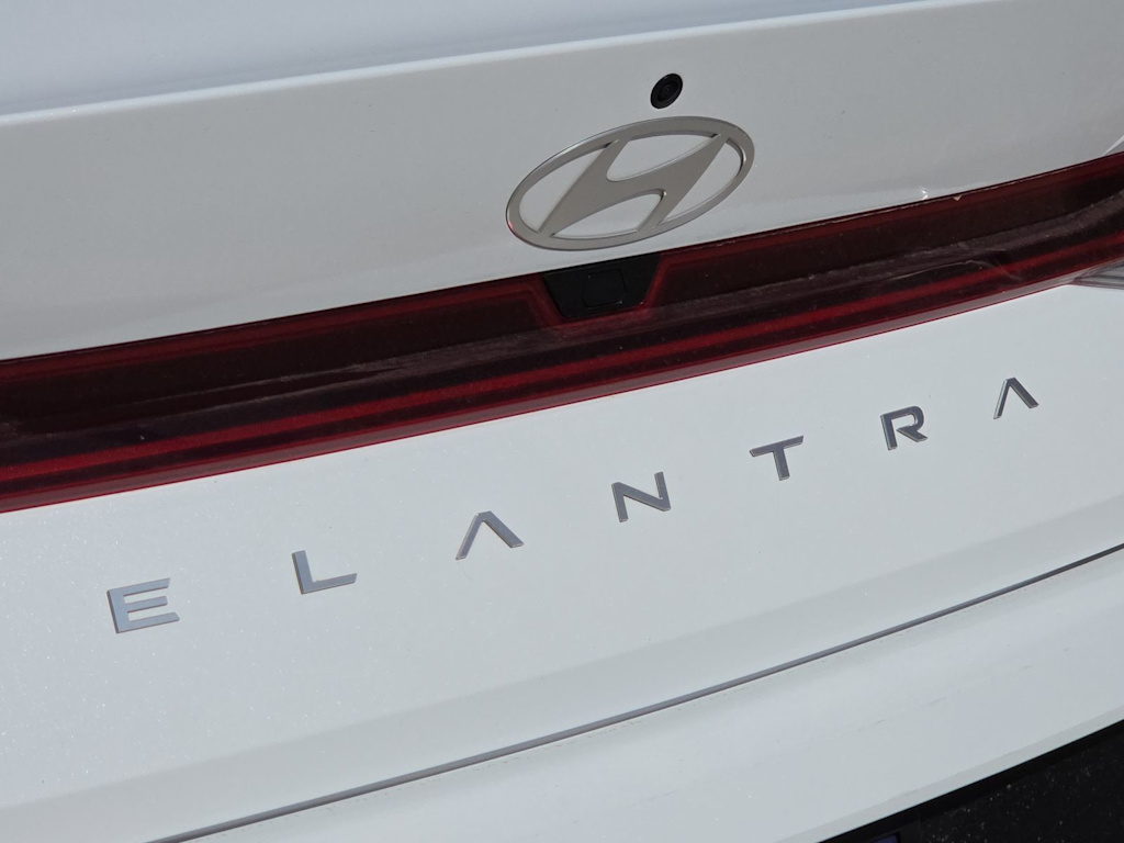Thumbnail: 2025 Hyundai Elantra - 6