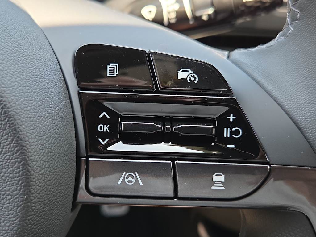 Thumbnail: 2026 Hyundai Elantra - 24