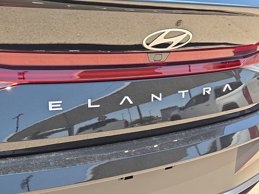 Thumbnail: 2026 Hyundai Elantra - 21