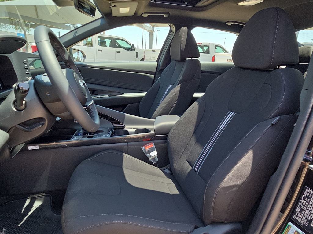 Thumbnail: 2026 Hyundai Elantra - 8