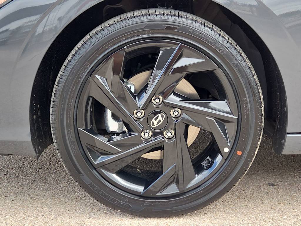 Thumbnail: 2026 Hyundai Elantra - 7