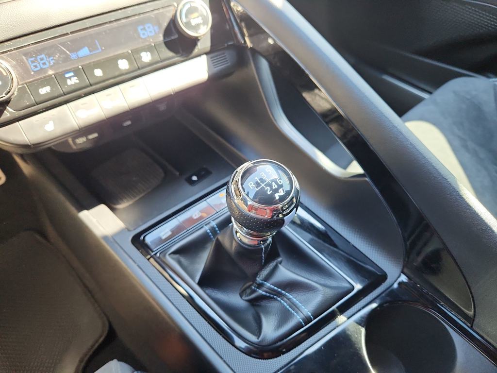 Thumbnail: 2024 Hyundai Elantra - 15