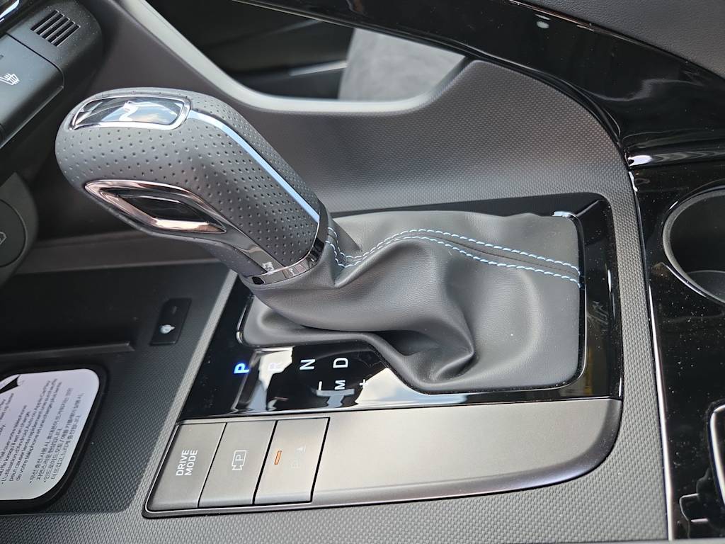 Thumbnail: 2026 Hyundai Elantra - 15