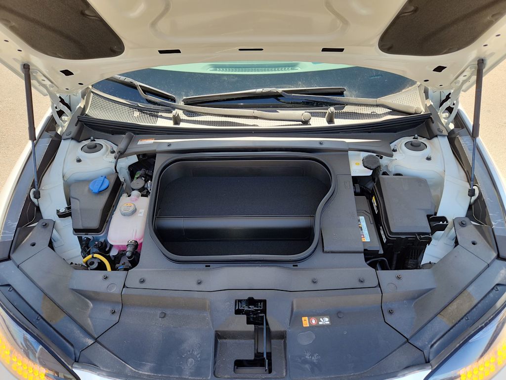2025 Hyundai IONIQ 6 Limited - Photo 7
