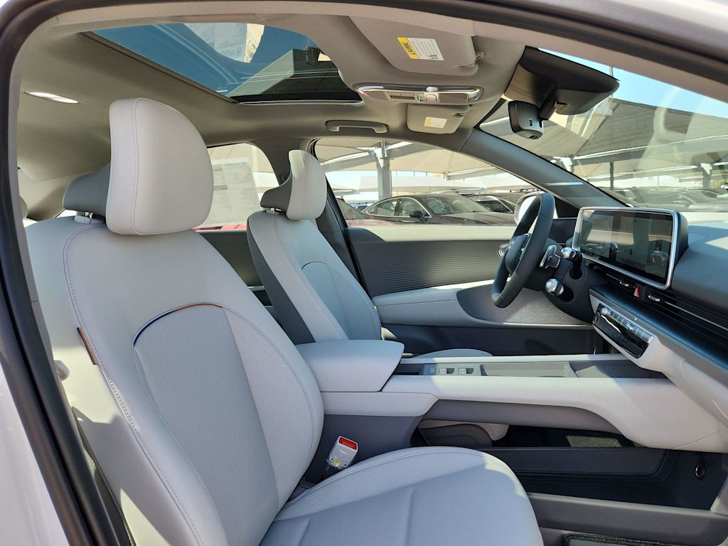 2025 Hyundai IONIQ 6 Limited - Photo 24