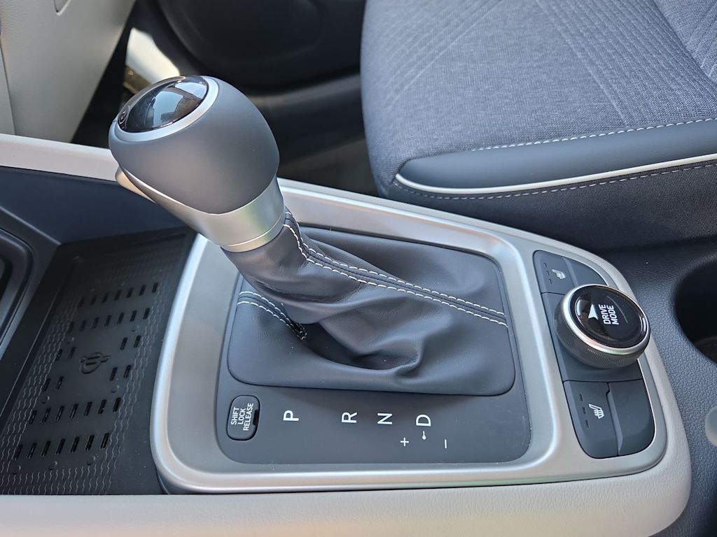 Thumbnail: 2026 Hyundai Venue - 15