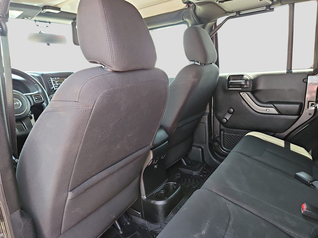 Thumbnail: 2018 Jeep Wrangler - 12