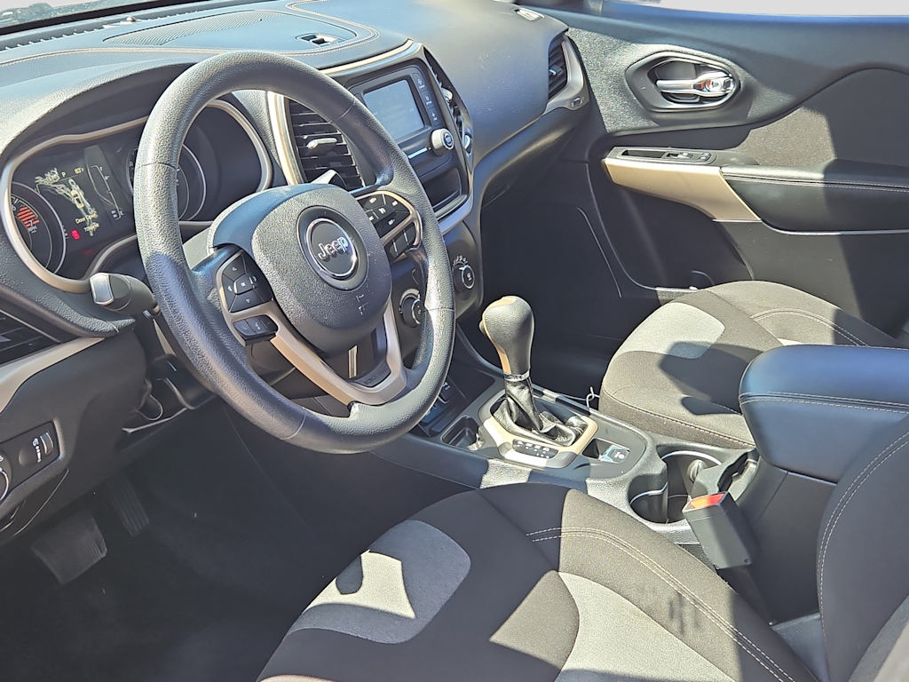 Thumbnail: 2018 Jeep Cherokee - 2
