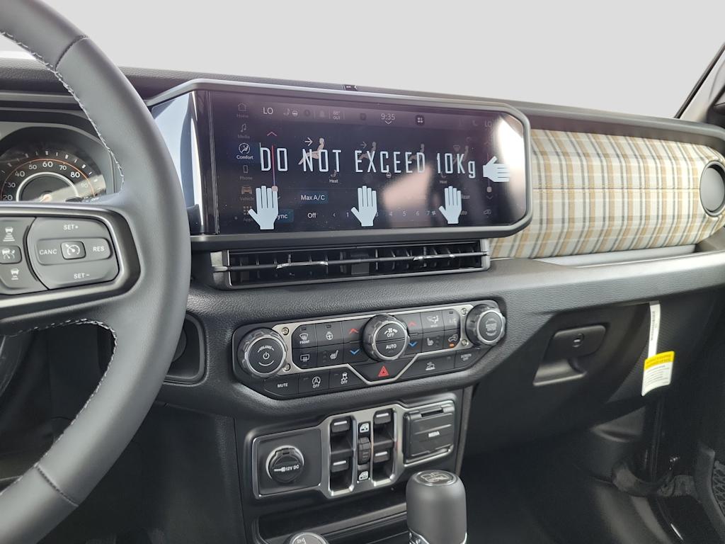 Thumbnail: 2026 Jeep Wrangler - 25