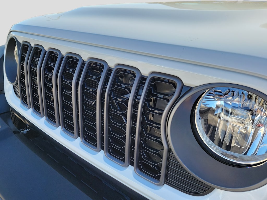 Thumbnail: 2026 Jeep Wrangler - 25