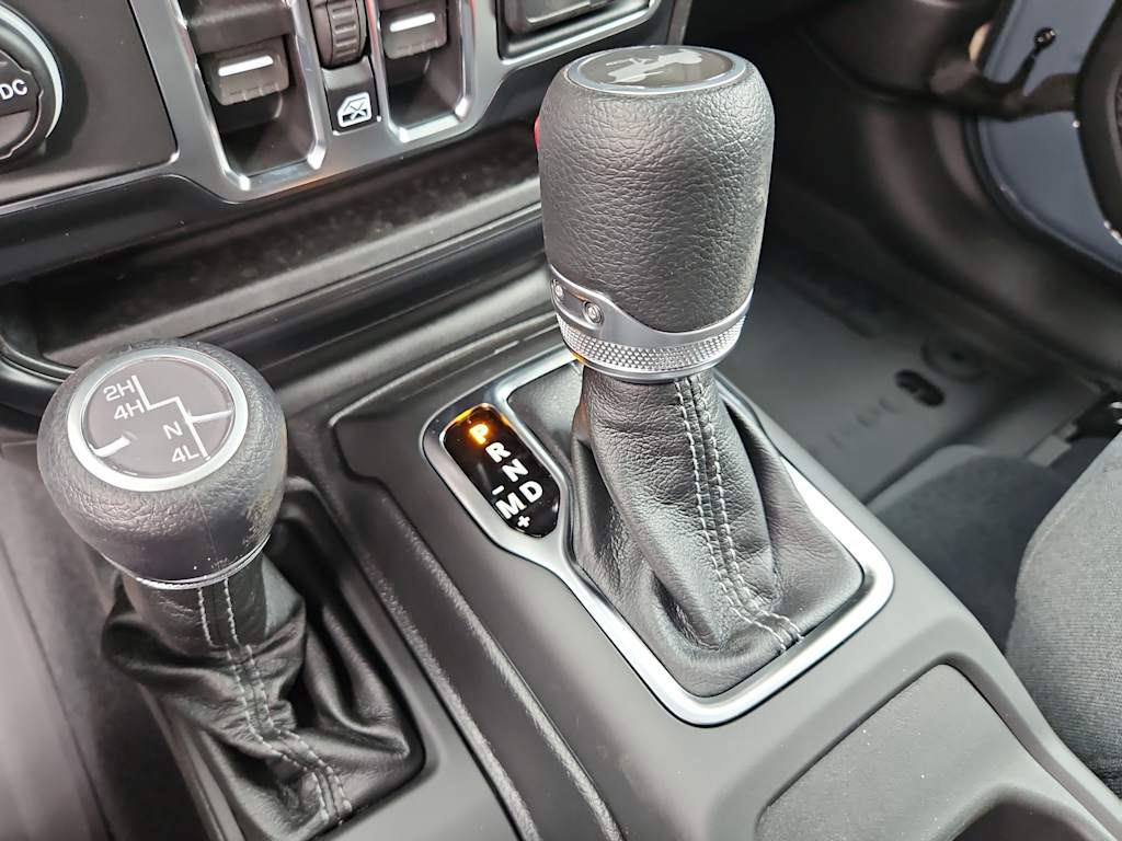 Thumbnail: 2026 Jeep Wrangler - 12