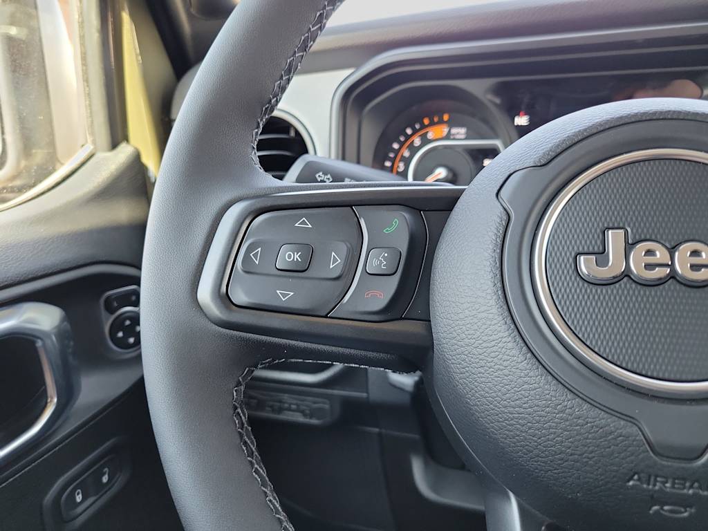 Thumbnail: 2026 Jeep Wrangler - 28