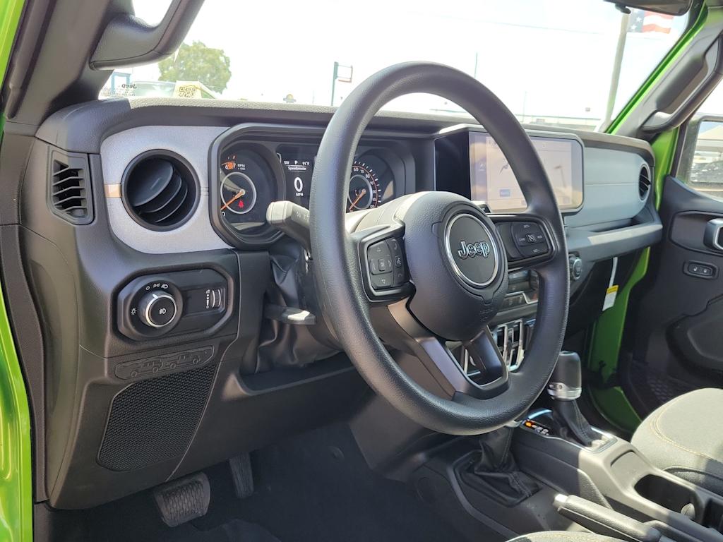 Thumbnail: 2025 Jeep Wrangler - 2