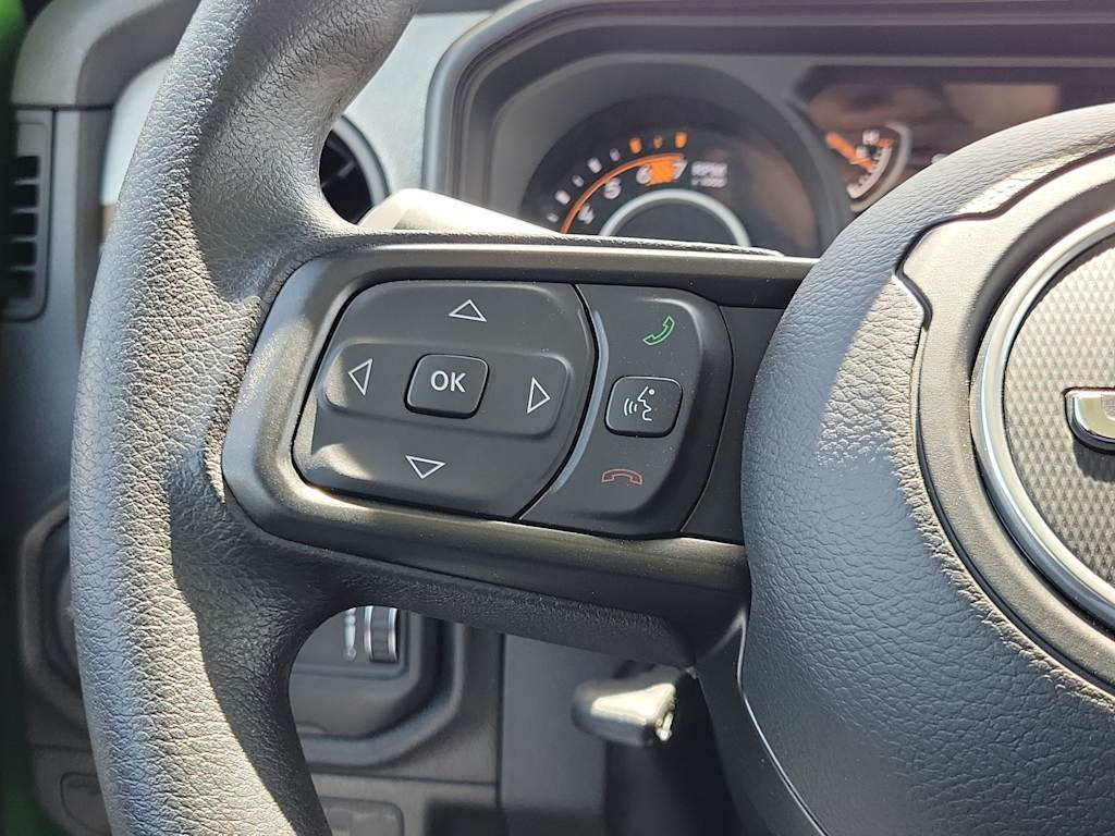 Thumbnail: 2025 Jeep Wrangler - 19