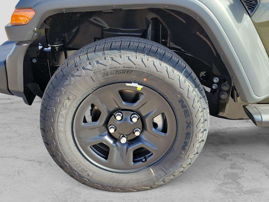 Thumbnail: 2026 Jeep Wrangler - 8