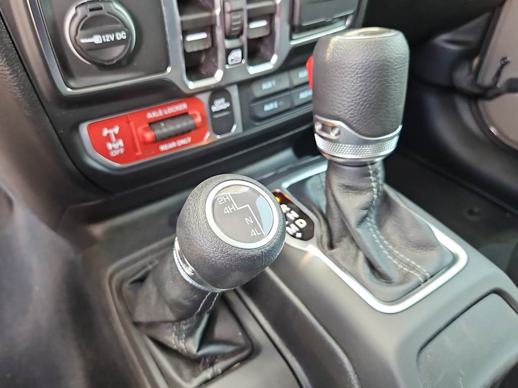 Thumbnail: 2026 Jeep Wrangler - 16