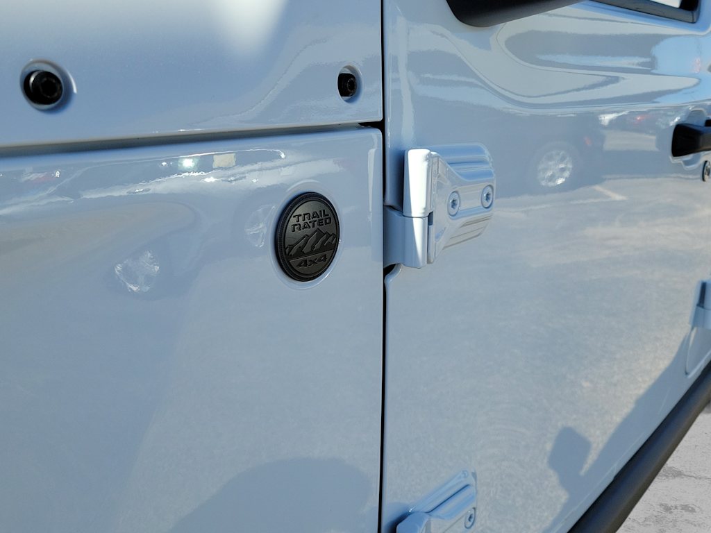 Thumbnail: 2026 Jeep Wrangler - 25