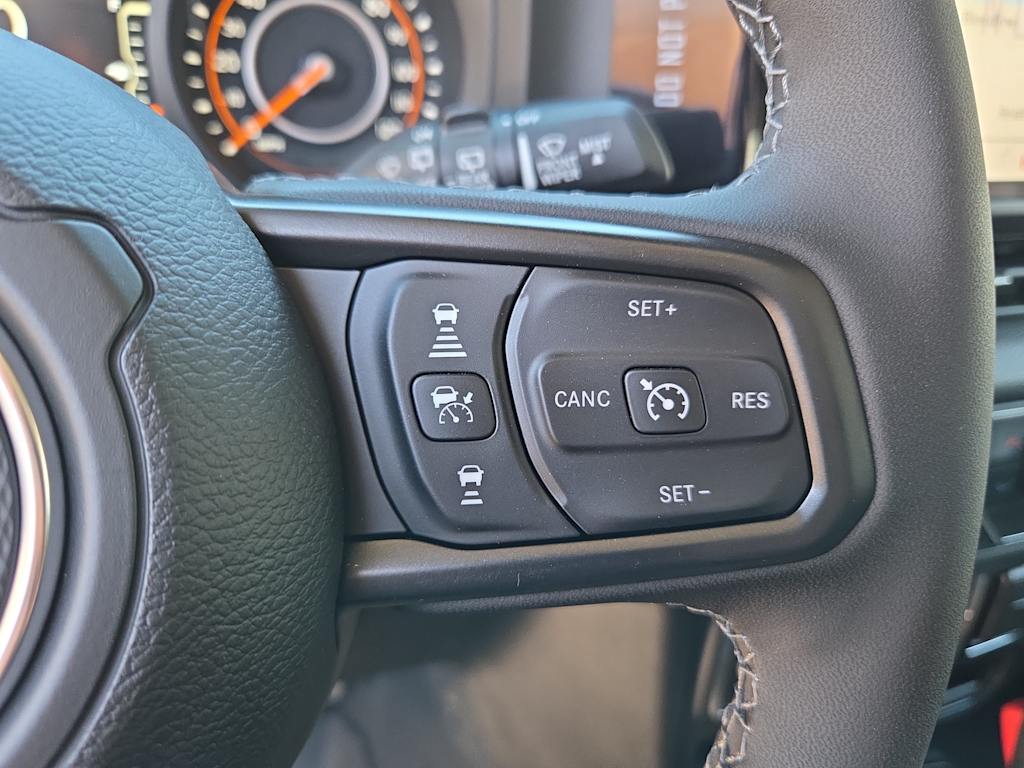Thumbnail: 2026 Jeep Wrangler - 29