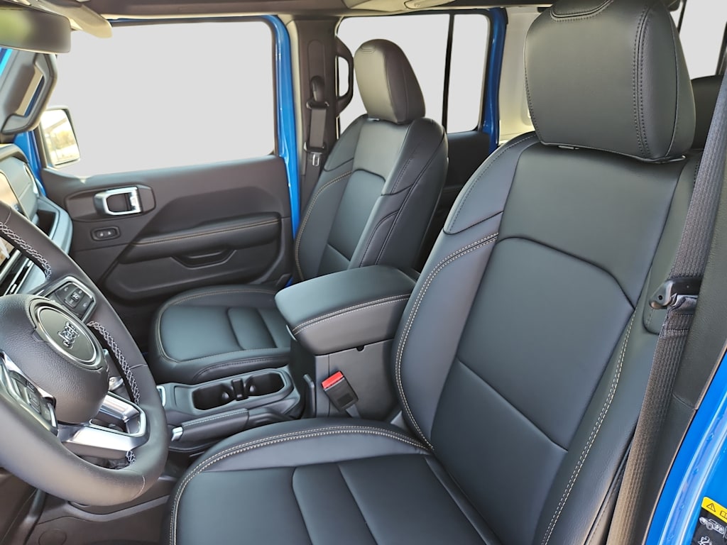 Thumbnail: 2026 Jeep Wrangler - 10