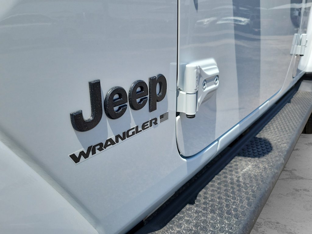 Thumbnail: 2026 Jeep Wrangler - 7