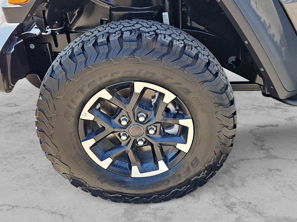 Thumbnail: 2025 Jeep Wrangler - 7