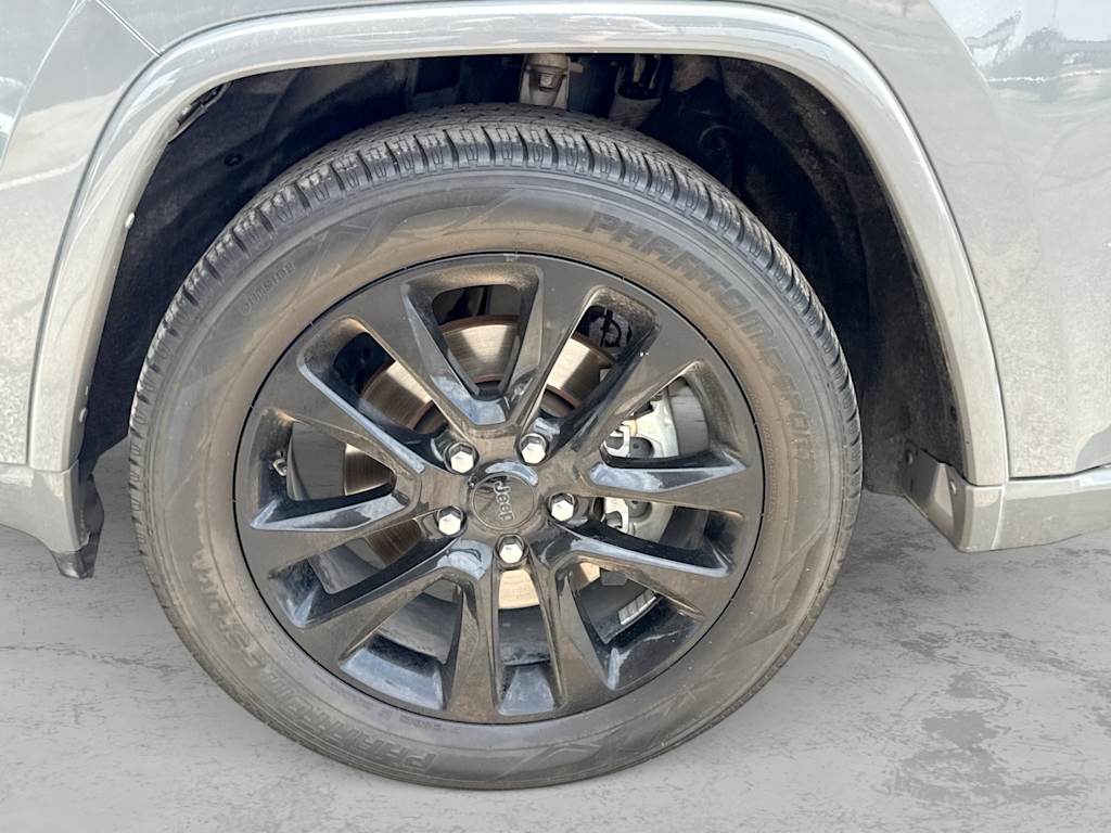 Thumbnail: 2022 Jeep Grand Cherokee - 8