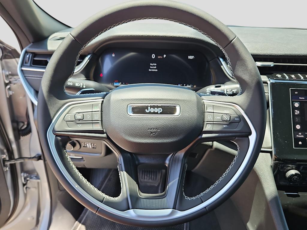 Thumbnail: 2026 Jeep Grand Cherokee - 14