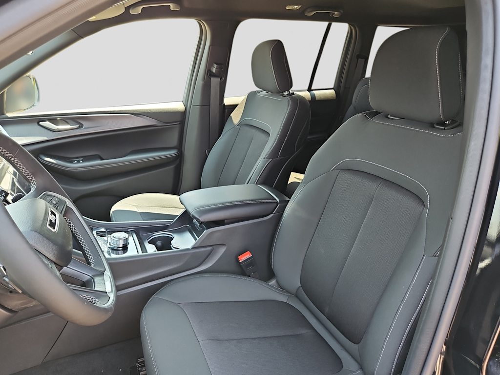 Thumbnail: 2026 Jeep Grand Cherokee - 11