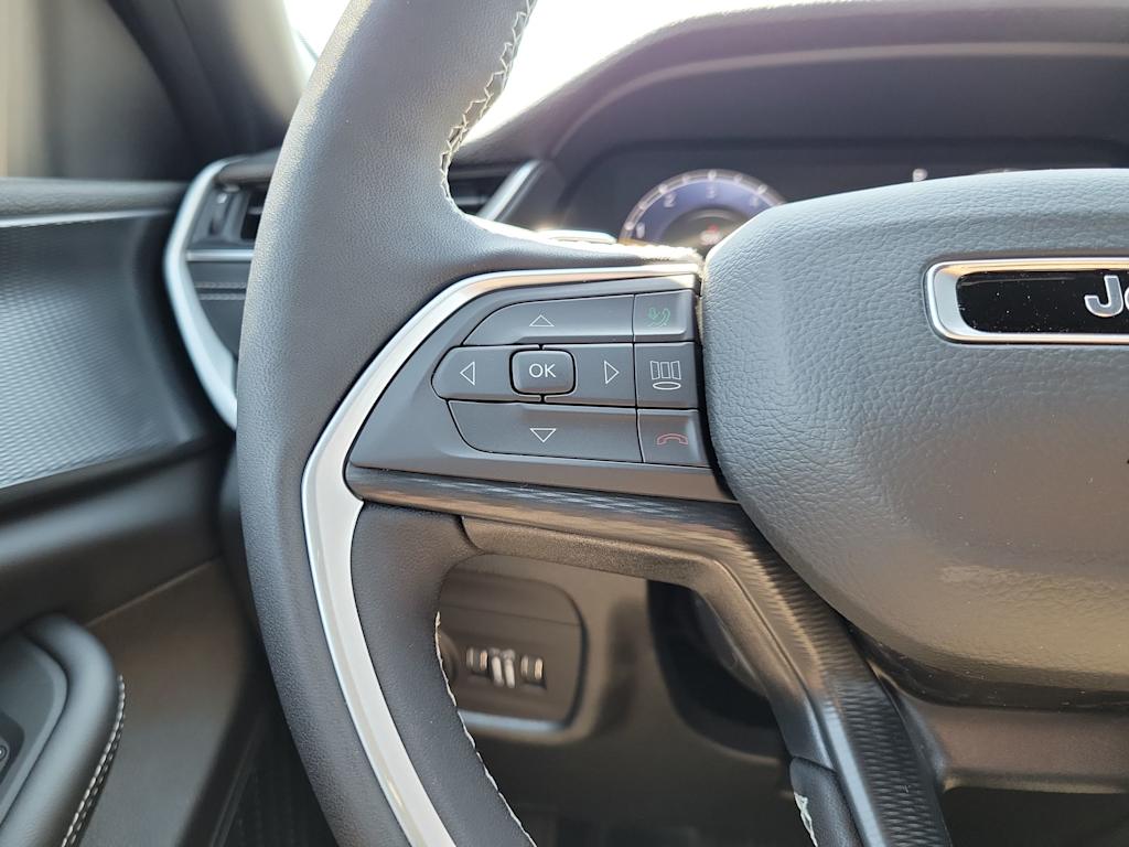 Thumbnail: 2025 Jeep Grand Cherokee - 20