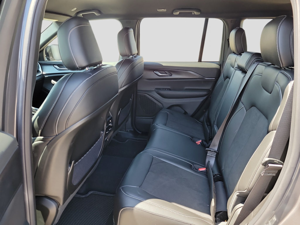 Thumbnail: 2025 Jeep Grand Cherokee - 12