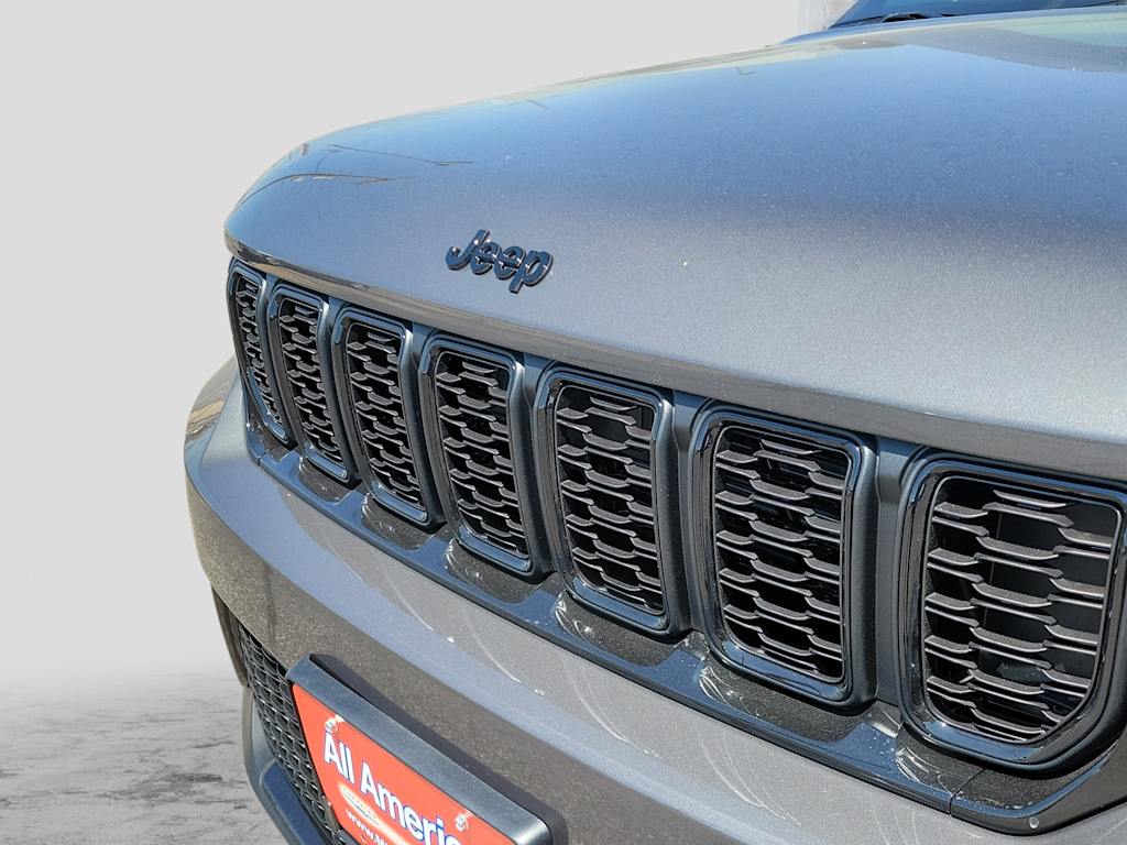 Thumbnail: 2025 Jeep Grand Cherokee - 7